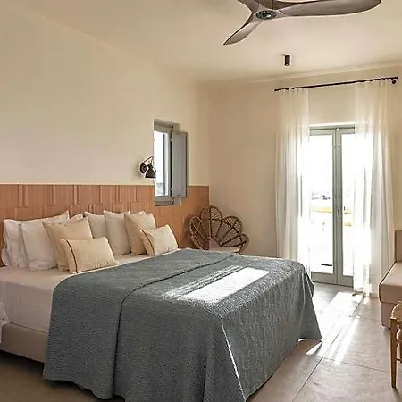 Nysis Koufonisia Hotel